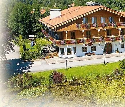 Hotel Garni Eder グミュント・アム・テーガンゼー エクステリア 写真