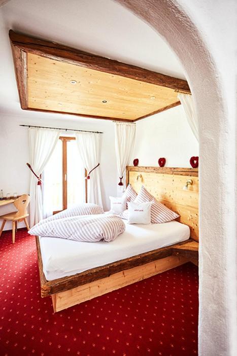 Hotel Garni Eder グミュント・アム・テーガンゼー エクステリア 写真