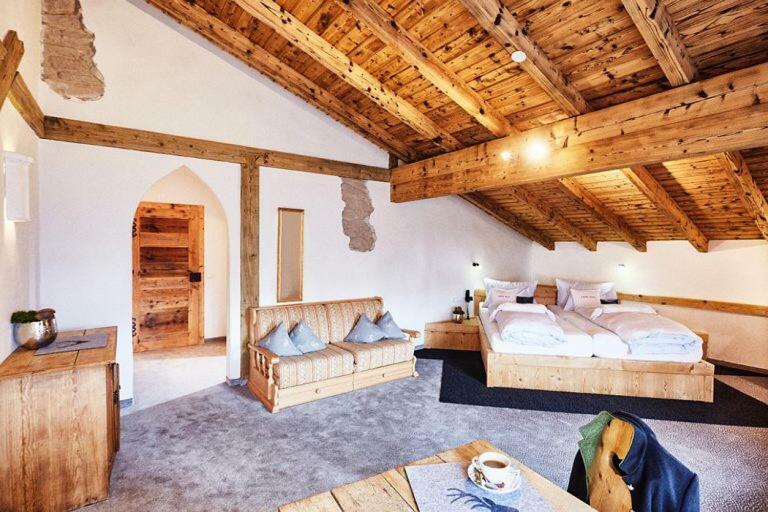 Hotel Garni Eder グミュント・アム・テーガンゼー エクステリア 写真